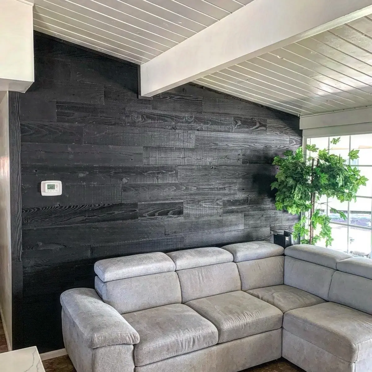 Reclaimed Wood - Charcoal Mix - 26 Sqft - Accent Wall material- Eco-Friendly - Unique Character - Rustic Touch -