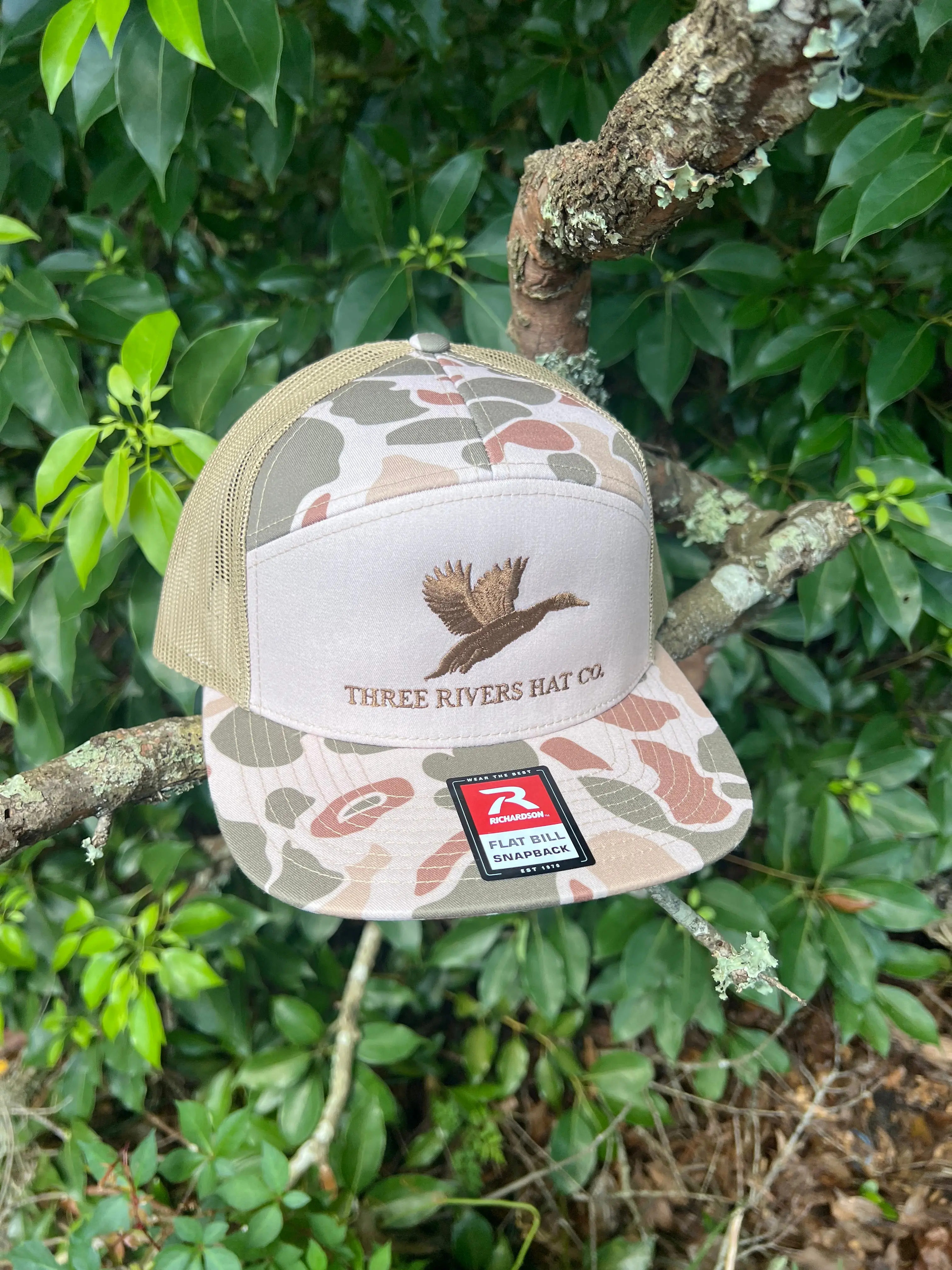 Classic Flying Mallard - Flatbill Snapback - Richardson 168P Duck Camo