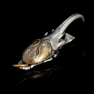 Retro 3D Beetle White Brass Keychain, Solid Metal Car Key Pendant, Exquisite Daily Hanging Accessory & Luxury Gift for Gentlemen