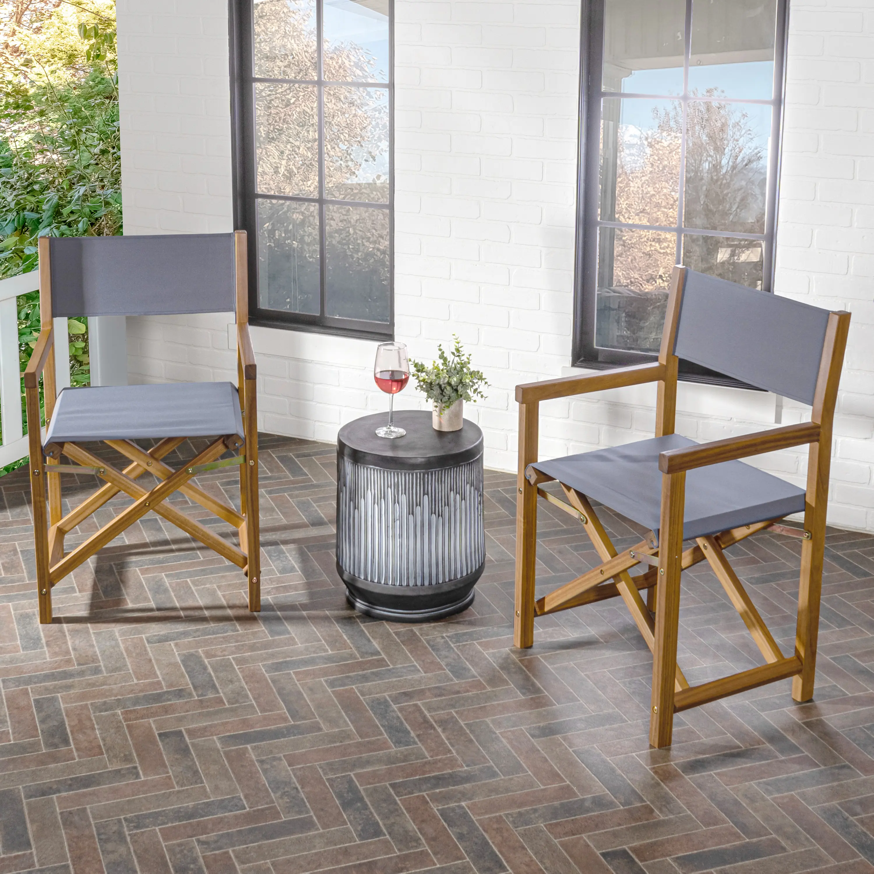 JONATHAN Y Cukor Classic Vintage Outdoor Acacia Wood Folding Director Chair with Canvas Seat, Set of 2