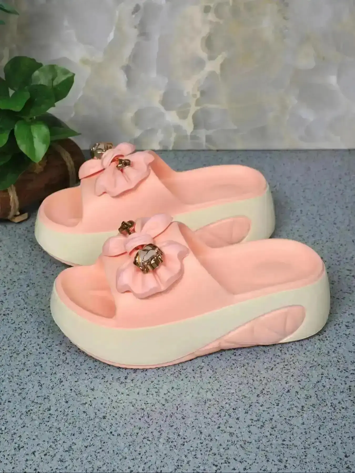 2026 Women's Chic Bow Design Slip Daily Comfy Plat for Indoor Outdoor Wear Non-slip Soft Slide Arch Support Airy Light Gladiator Essential Minimalist Trendy Shoes Footwear stylish modern versatile beach summer fashion