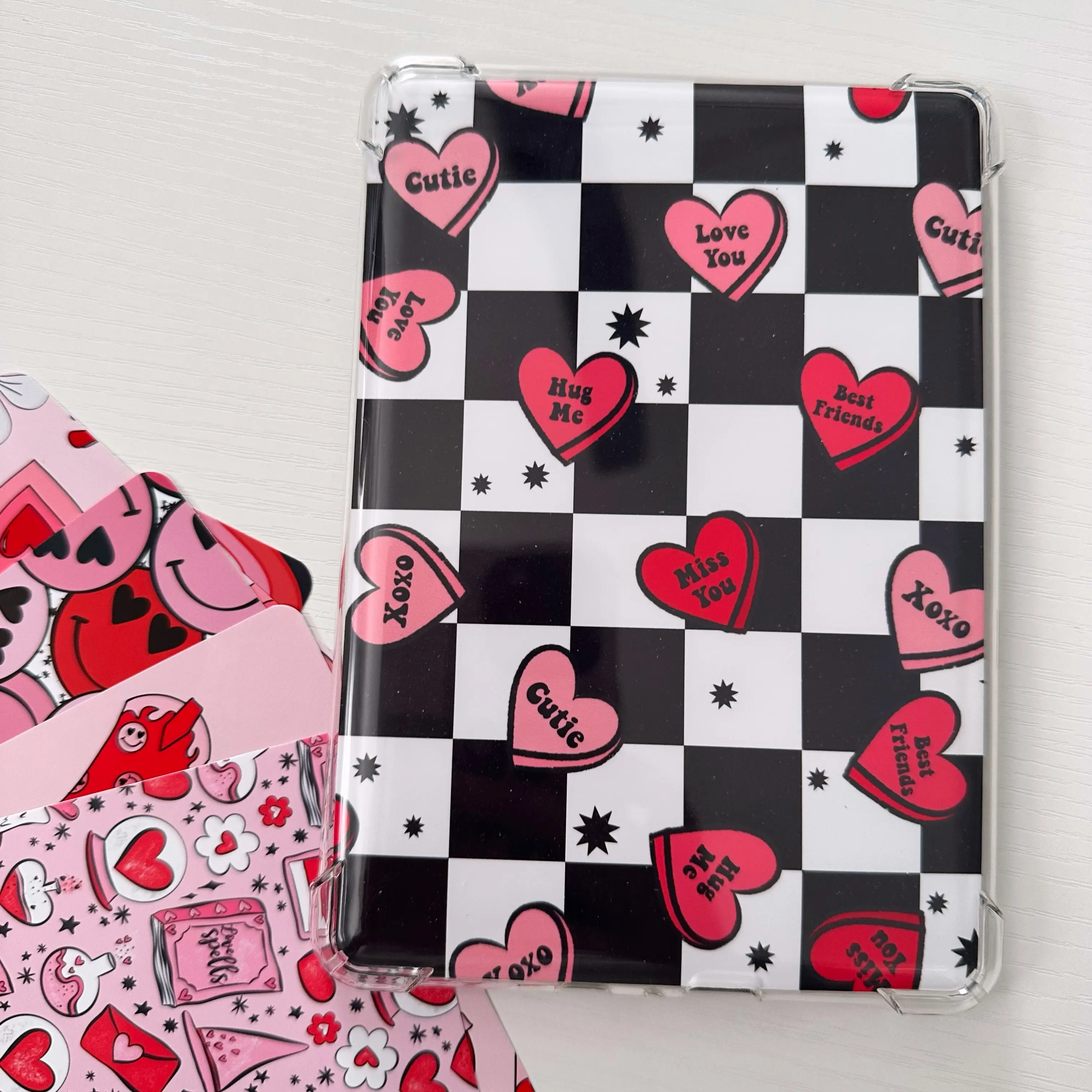 Retro Valentine's Day Kindle Inserts | Coquette Patterns for Kindle Device Basic/Paperwhite
