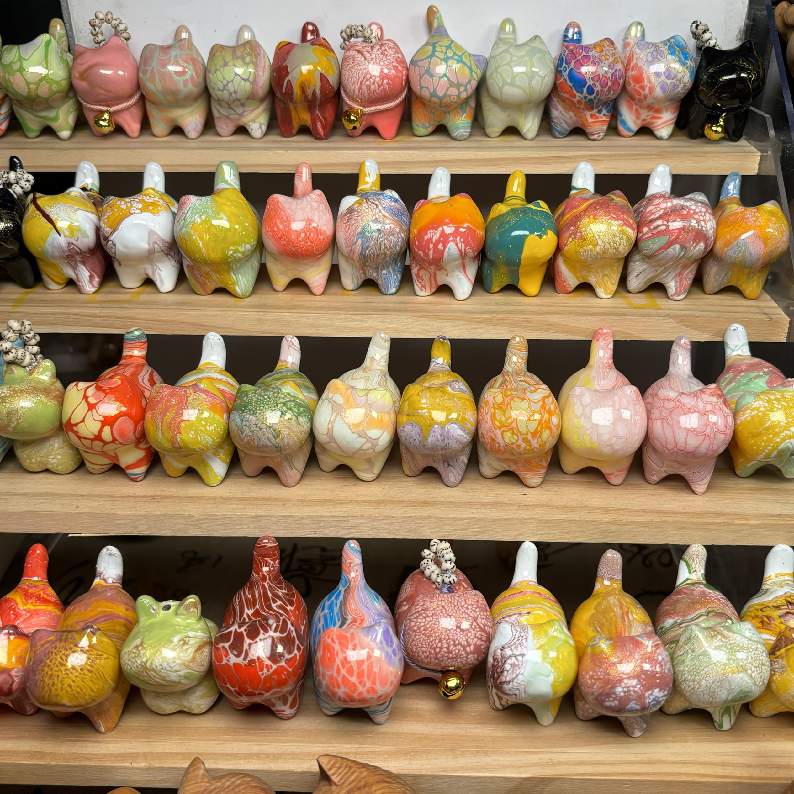 2pcs Lacquered Cat Wood Carving Decorative Handicrafts, Round And Cute/colorful/can Be Used As A Pen Holder, Suitable For Office, Home Living Room And Bedroom Decoration, Exquisite Gift Box, Perfect Choice For Festival Gifts! The Color Is Random!