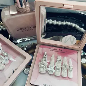 Handmade Press On Nails Set - 10 Pieces Easy to Apply Safe for Home Manicure Non-Toxic Material Natural Elegant Look Comfort Cutics