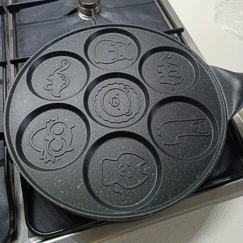 7-Hole Non-Stick Pancake Pan — Mini Pancake Mold & Griddle for Making Animal-Shaped Pancakes