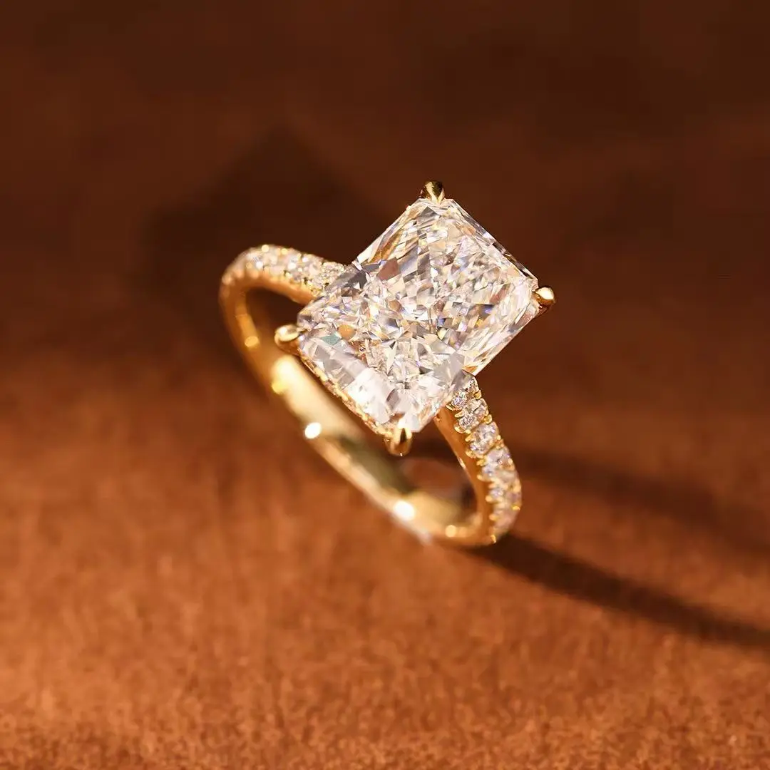 9-K lab-grown diamond ring, 5 carats VS1–E, brilliant four-prong cut, understated luxury feel; four-prong ring suitable for engagements/proposals and everyday wear;  PWQ05246