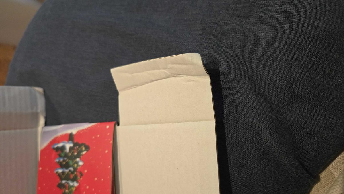 Item: 12 bounces (holds 12 banknotes)