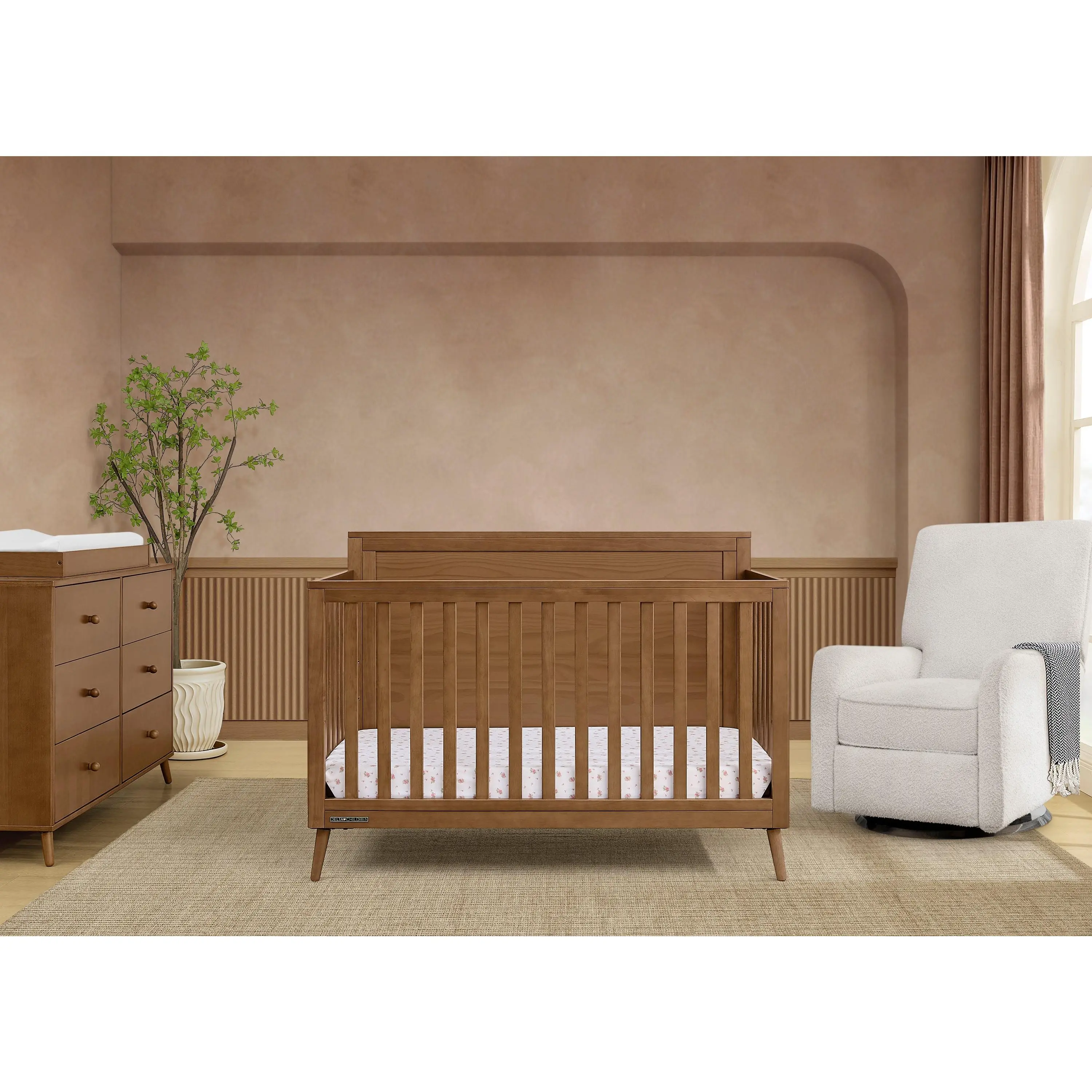 Lola 6-in-1 Convertible Crib