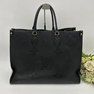 Pre-owned Louis Vuitton As Shown Shoulder Bags OnTheGo GM Monogram Empreinte Leather KO0781660