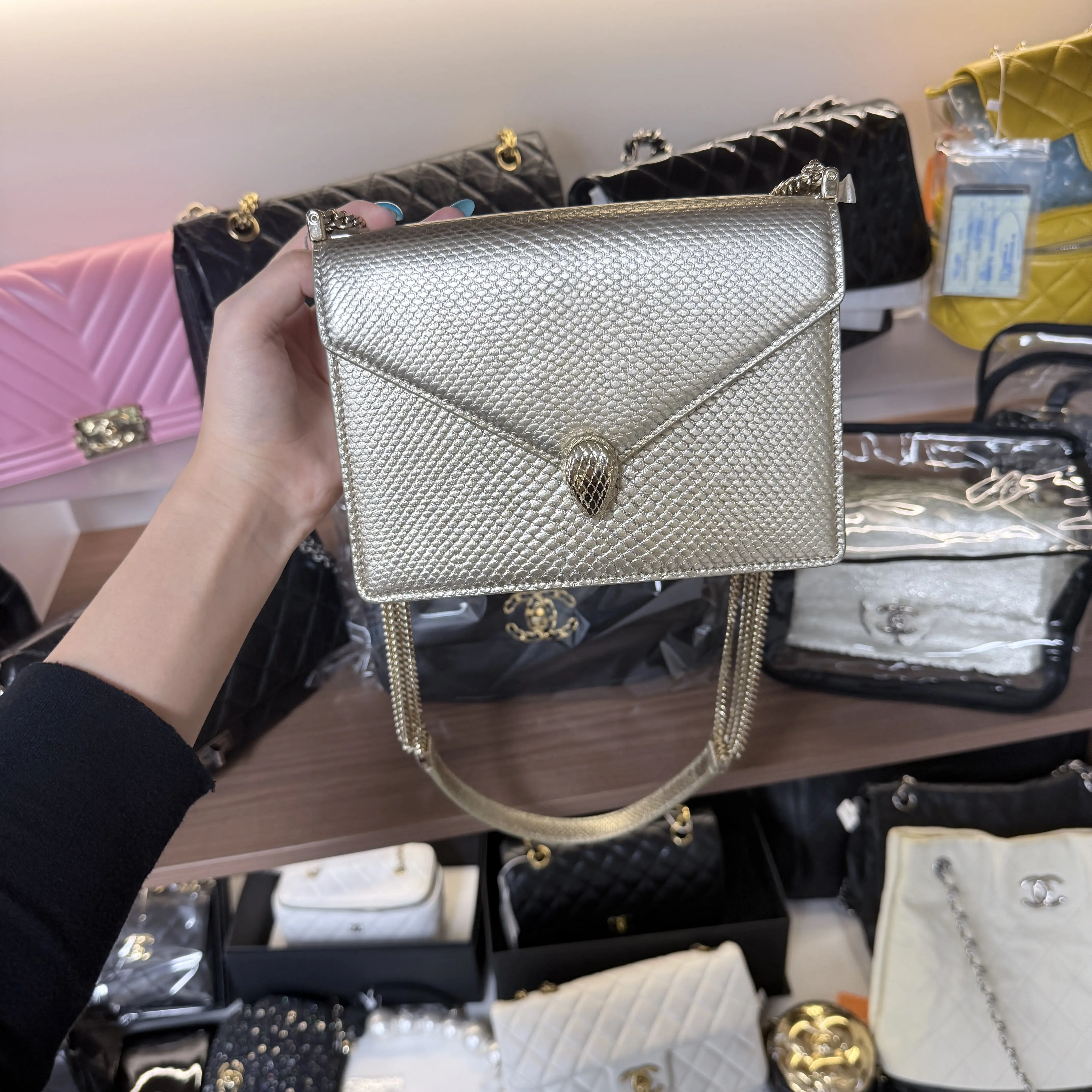 Pre-owned Bvlgari FRANCE Crossbody Bags H1 Bulgari Limited Edition Champagne Gold Envelope Bag ZSL0618063