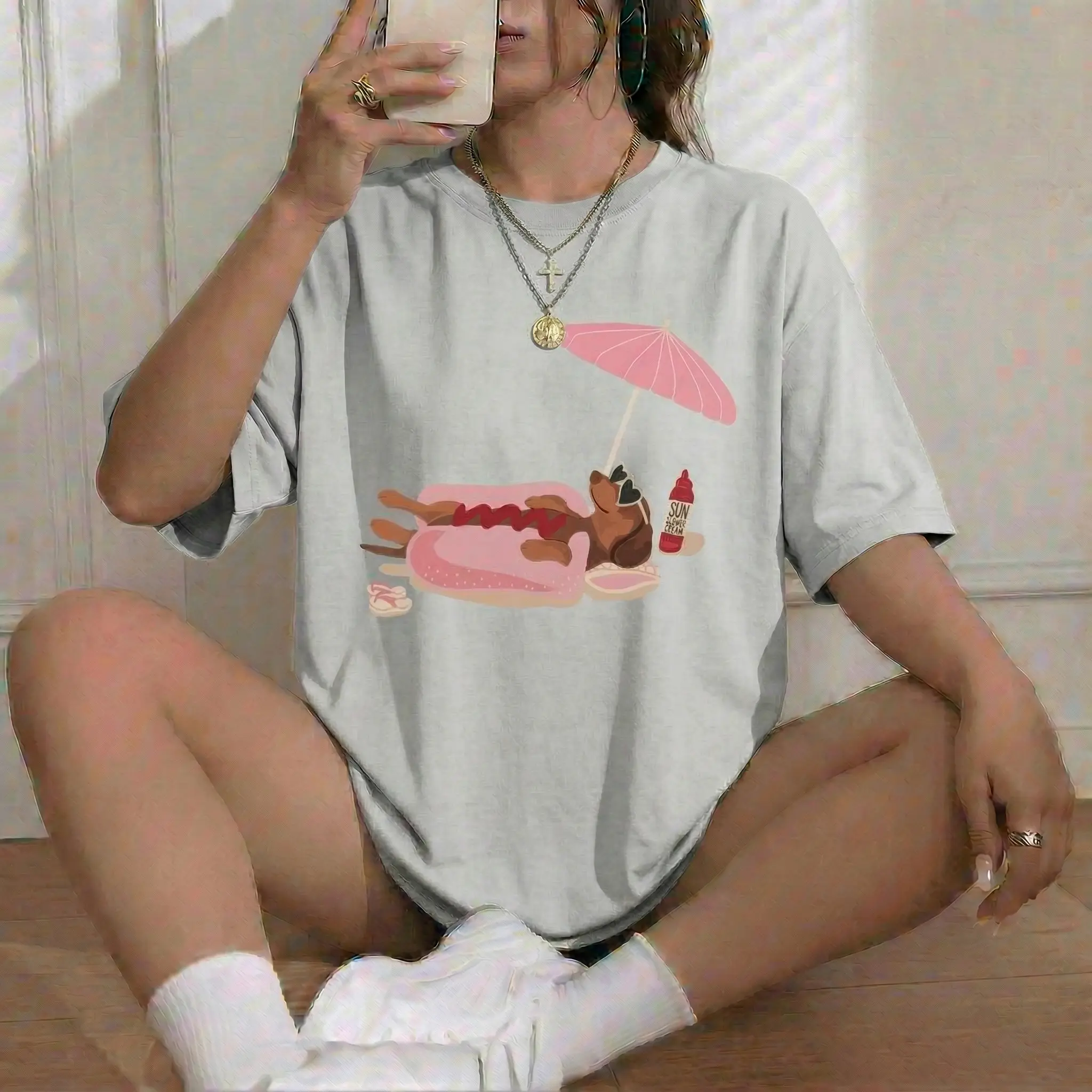 Funny Wiener Dog T-Shirt Dachshund Hot Dog Graphic Tee Summer Beach Vacation Outfit Doxie Dog Mom Gag Gift Cute Cruise Shirt Top