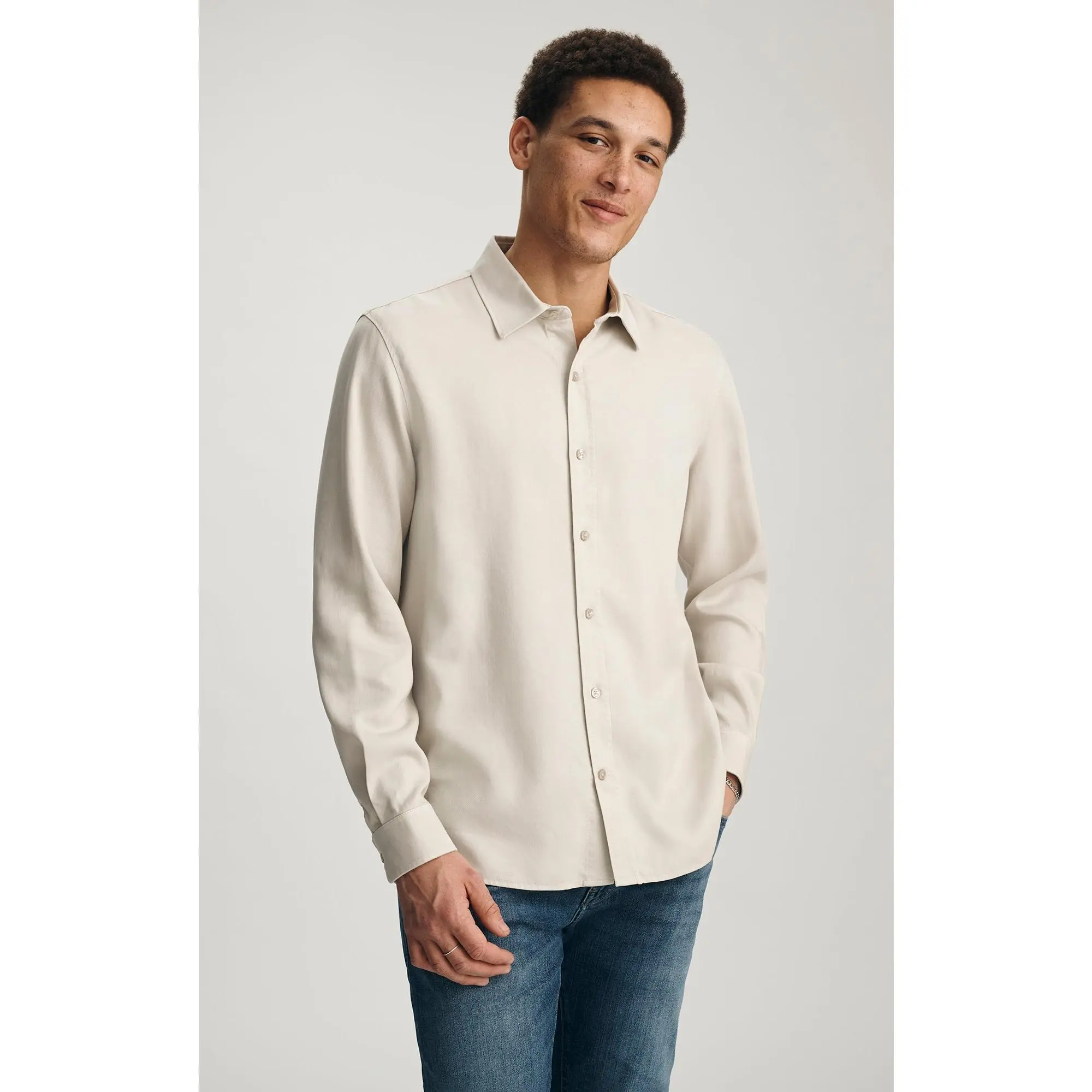 Men's Classic Fit Tencel Collared Long Sleeve Button-Up Shirt - Lightweight Casual Menswear Top in Silver Birch