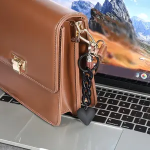 1PCS Heart Keychain, Black Keychain for Women and Men, Cute Keyring with Heart Shaped Charm, Acrylic Key Chain Accessories for Keys, Wallets, Backpacks and Handbags