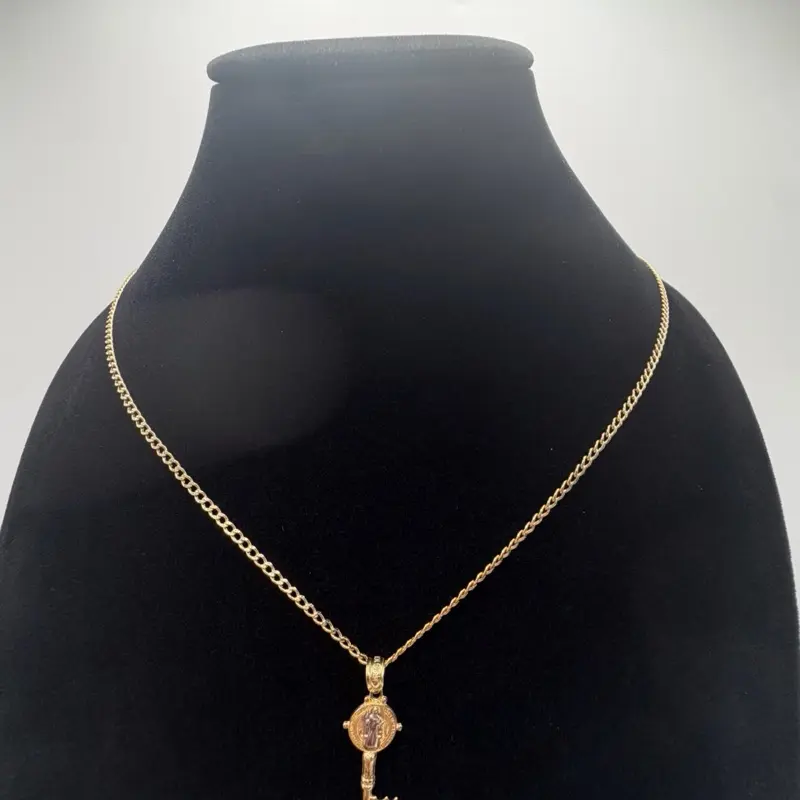 Cadena 10k Necklace, Dainty Everyday Wear Jewelry for Women