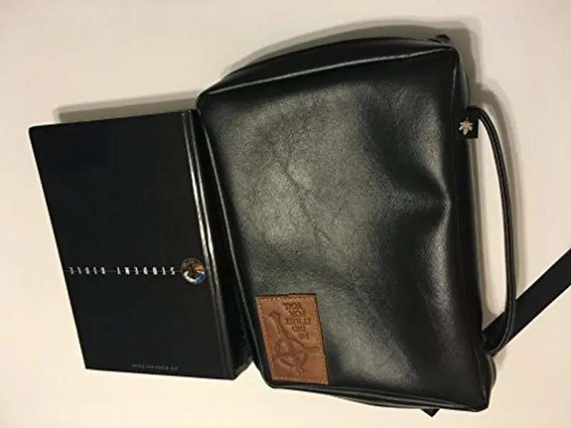 USED-Student Bible (New International Version) by Zph (Unknown)