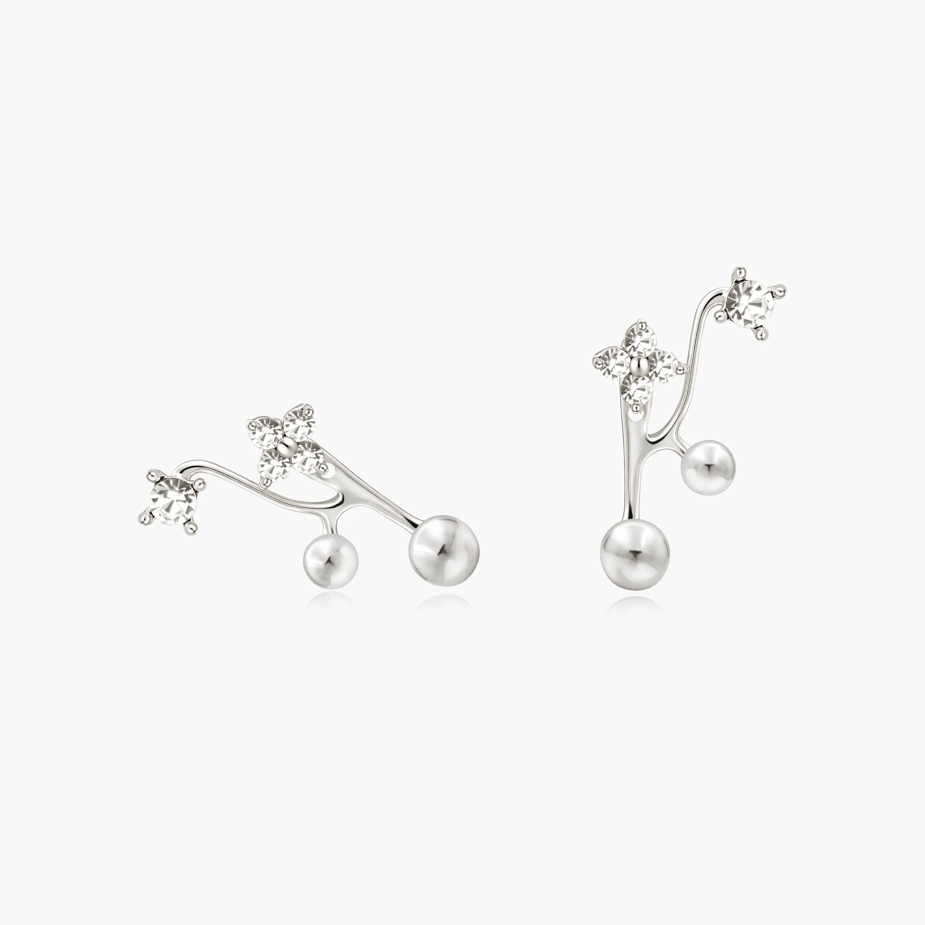 en route Lucky Clover Ear Jacket Studs, Four-Leaf Clover Inspired Jewelry for Layered Styling, Versatile Convertible Design Essential for Daily Wear & Modern Outfits