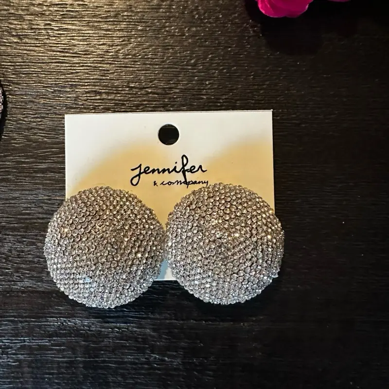 Gracie clip on earrings