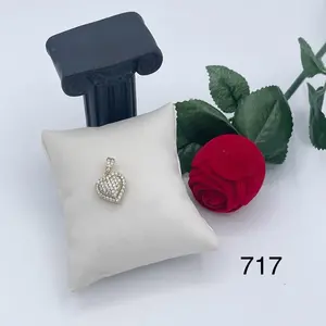 Rodriguezjewelry #717 tiny Heart pendant