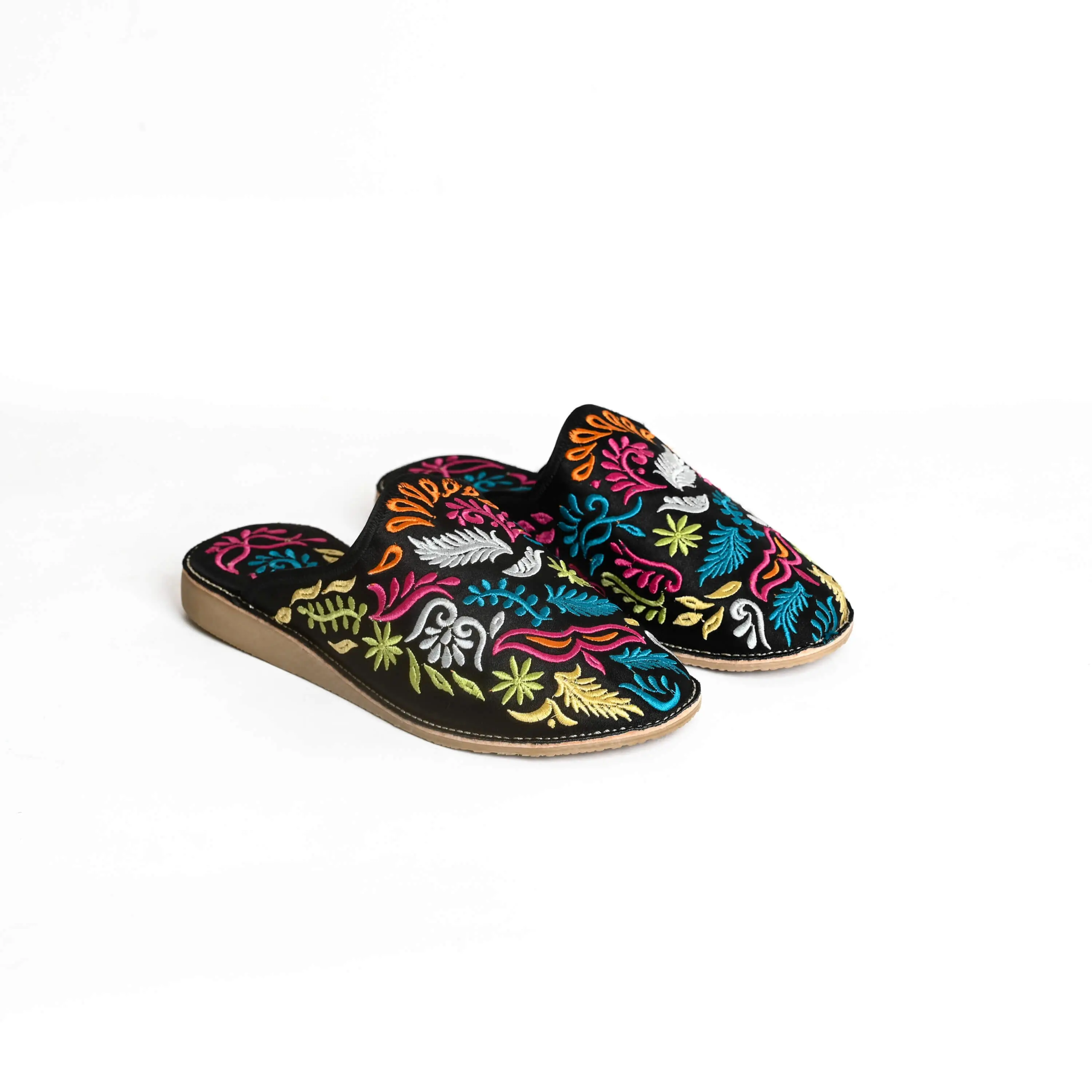 Handmade Women’s Moroccan Embroidered Mule Slippers – Floral Leather Babouche
