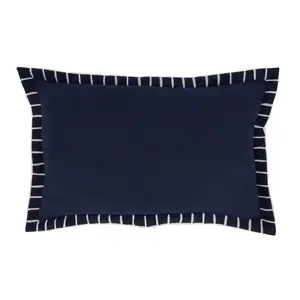 Saro Lifestyle  12 x 20 in. Classic Charm Chunky Whip Stitch Oblong Poly Filled Throw Pillow, Navy Blue