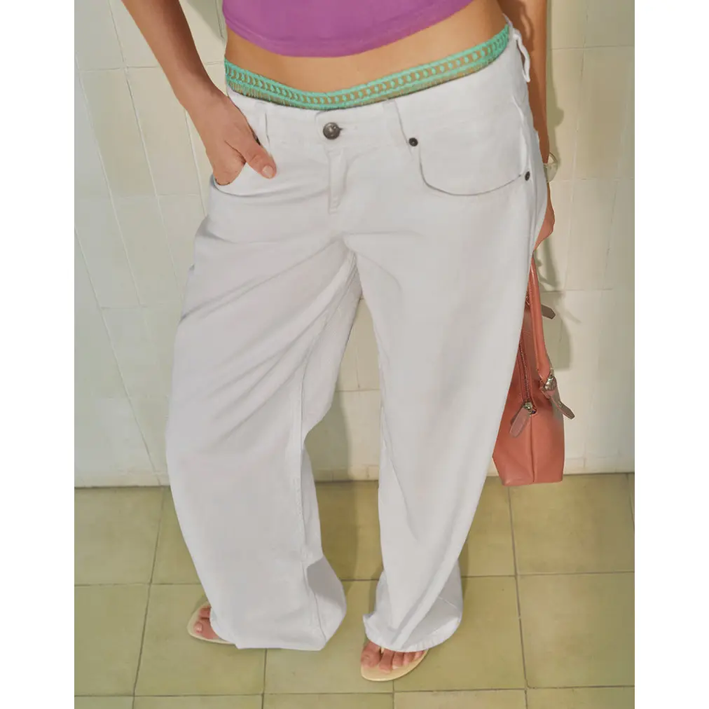 MOTEL   Women's Straight True White Low-Rise Cotton Button-Front Fashion Apparel Jeans, Low Rise Jeans