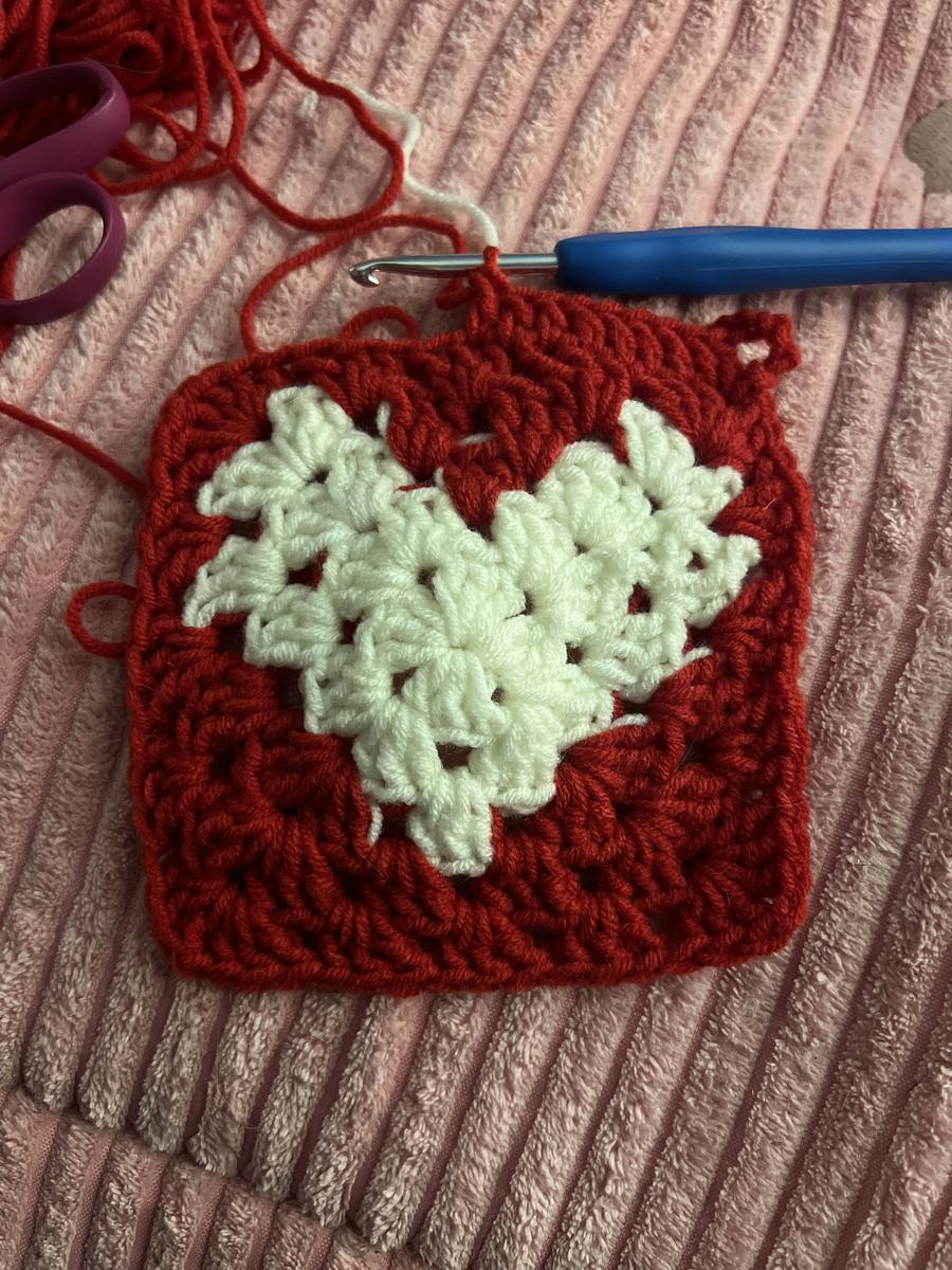 Item: Multi-color, Checkered/Plaid