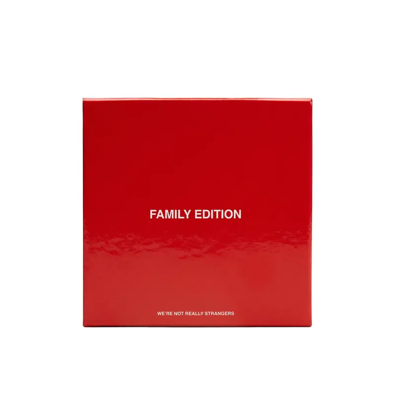 We're Not Really Strangers Family Edition - 150 Questions & Wildcards for Family Fun