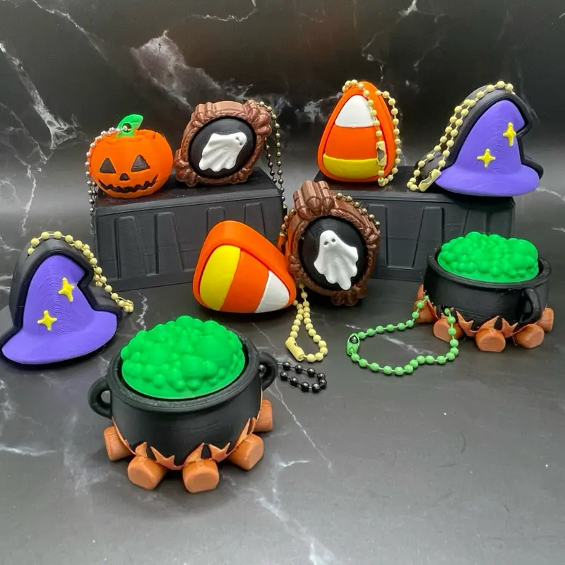 Halloween Fiidget Clicker Keychain Charm -Sensory Stress Relief, Kids Party Bag Gifts & Supplies, Multipack Non-Candy Halloween