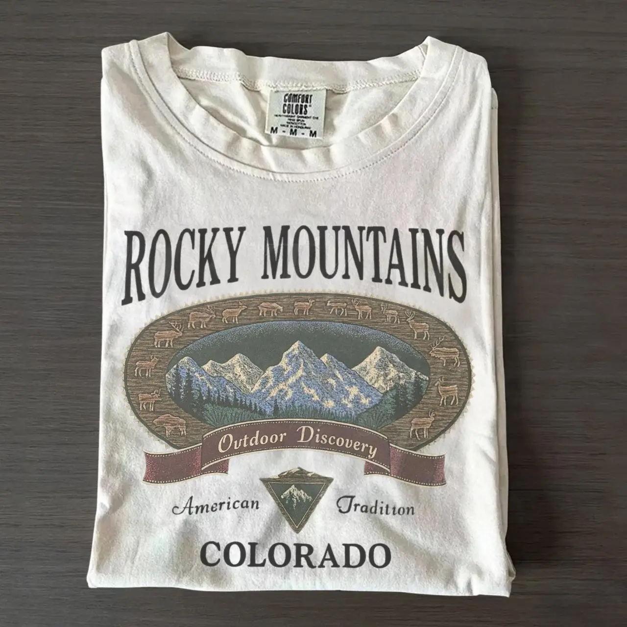 Comfort Colors Vintage Rocky Mountains Colorado T-Shirt, Outdoor Discovery Graphic Tee, 90s Mountain Hiking Shirt, Nature Top Womenswear Cotton