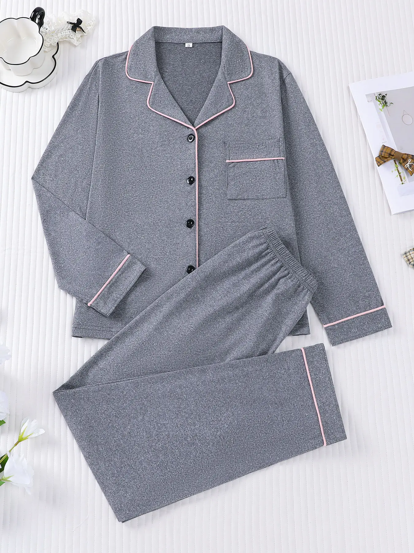 2-piece women's solid color Knit long sleeve long pants top with small pocket, button, soft and comfortable skin-friendly smooth closure, elastic waistband suitable for all seasons home leisure loungewear pajamas.