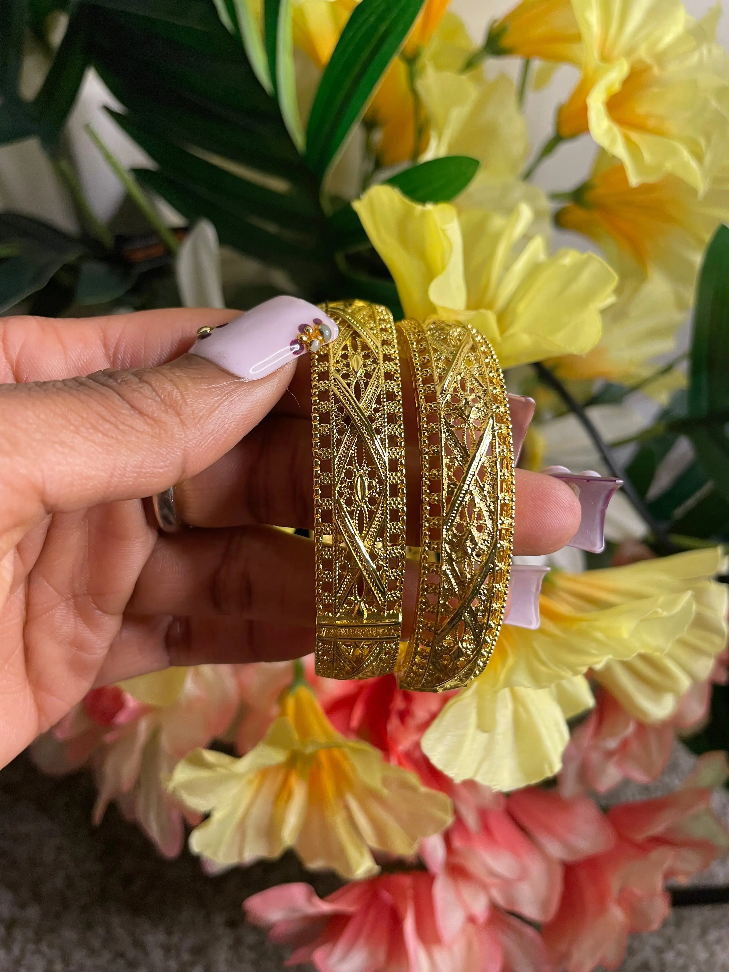 eye bangle eye bangle