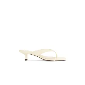 Schutz Marjorie Sandal in Egg Shell