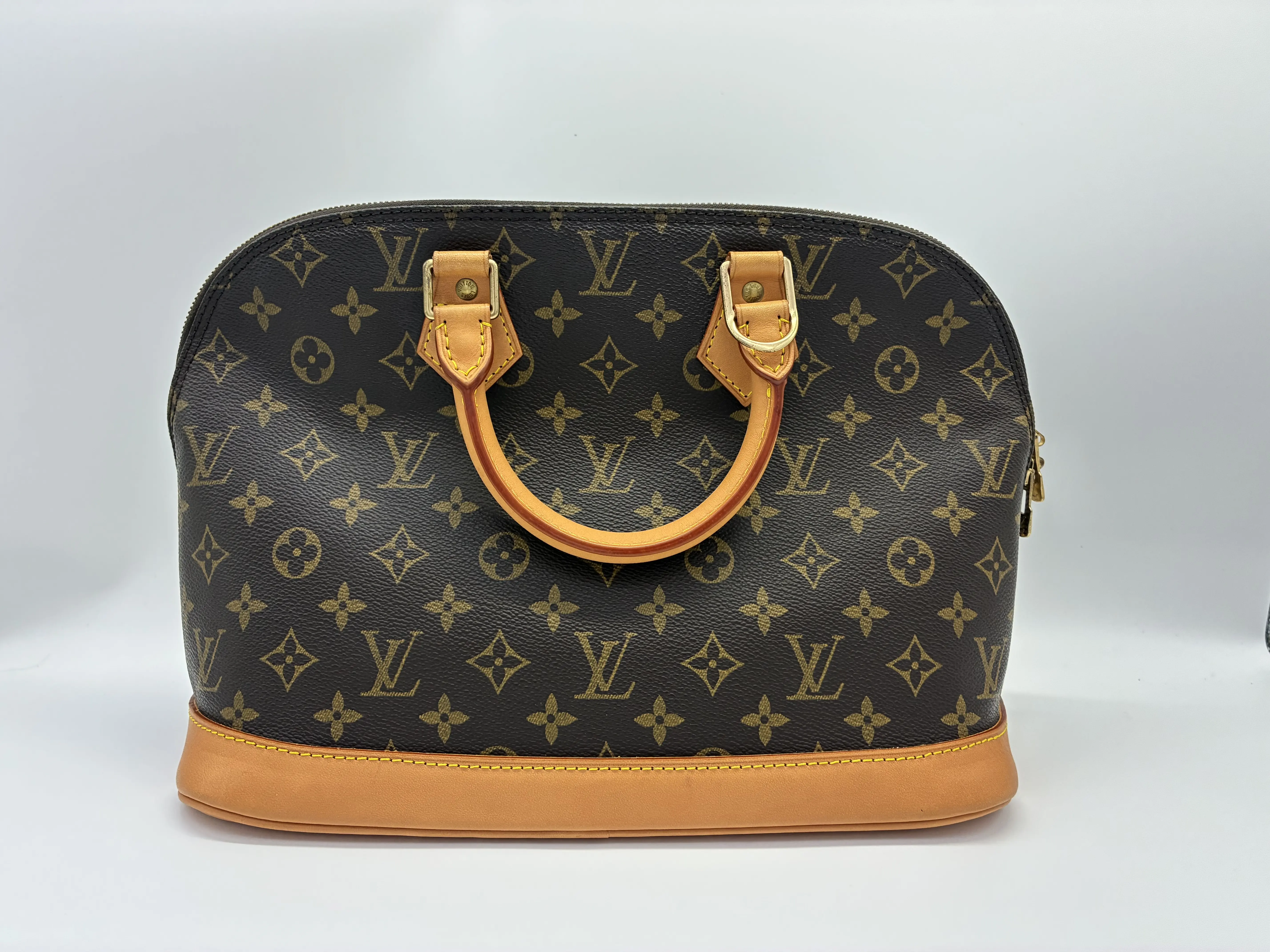 Pre-owned Louis Vuitton Alma PM Monogram Top Handle Bag, Authentic Designer Accessory with New Leather (Pre Loved Luggage & Bags Category), Authenticity, Authentic Bag, Classic Handbag