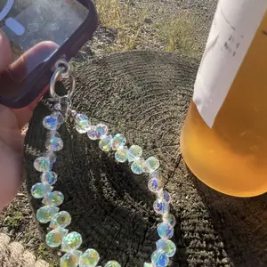 Sparkling Beaded Phone Wrist Strap - Stylish Cellphone Lanyard Chain with Bracelet Design for Women,  Fashionable Wristlet for Smartphones, Valentine's Day Gifts