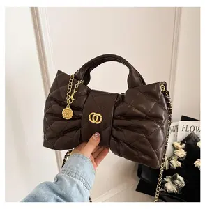 Lightweight Handbag Fashionable Crossbody Bag Women's Shoulder Bag Casual party Handheld bag Shoulder bag small shoulder bag commuter crossbody bag chic fashionable unique bag everyday bags stylish versatile new fashionable handbag