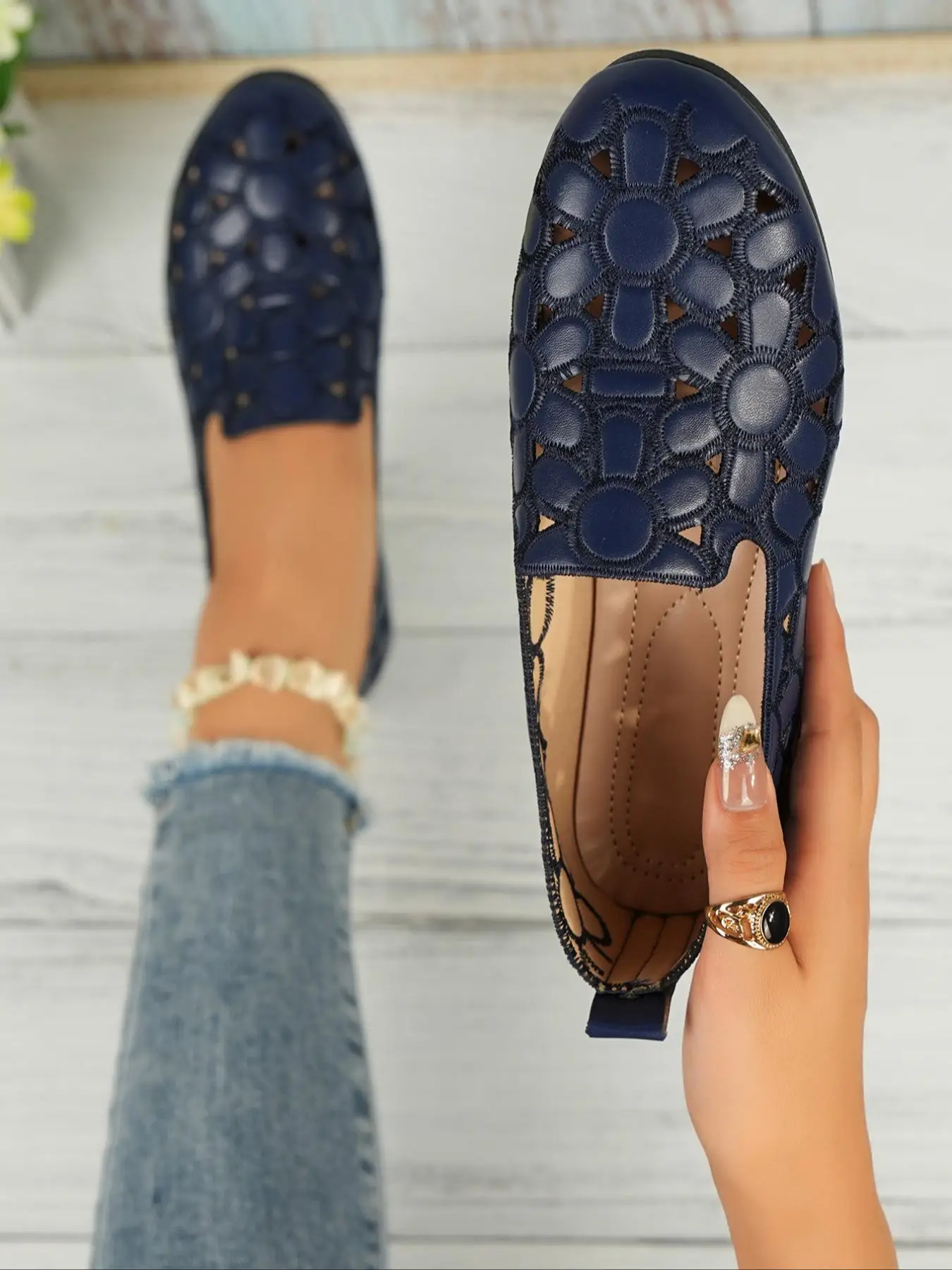 Women's Fashionable Plain Color Slip on Flats, Casual Comfortable Flat Shoes for Daily Wear, Lightweight Breathable Shoes for Women & Girls, Running