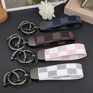 2pc/5PC Cute Designer Checkerboard Style Leather Keychain with Metal Key Ring I Luxury Car Accessory