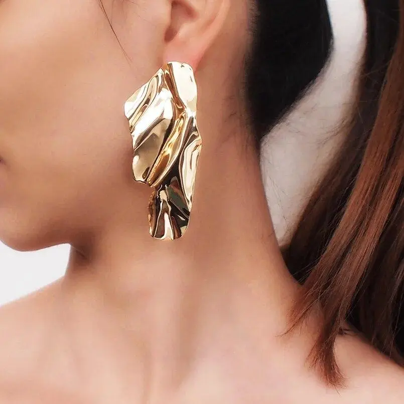 Punk Vintage Irregular Geometric Big Sequin Stud Earrings for Women Fashion Statement Classic Piercing Earring Jewelry Steampunk