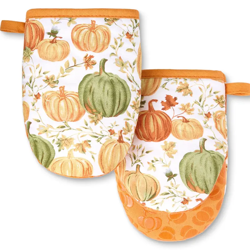 MARTHA STEWART Autumn Pumpkins Mini Oven Mitt 2-Pack Set