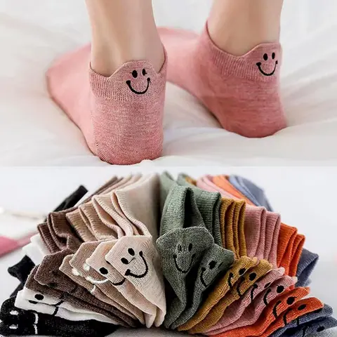 10/40 pairs of men's and women's multicolored, Cute, versatile boat socks with a smiling face on the heel, breathable, sweat absorbing, skin friendly, comfortable and not falling off, short socks Casual Socks