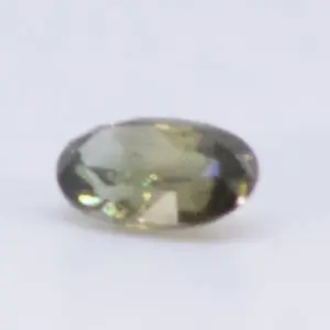 1.5ct Green Garnet Feather Oval Shape (8.9x5.3x3.5 mm) Unheated gemstone from Sri Lanka