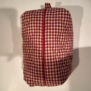 Large Quilted Gingham Makeup Bag - Soft Red & Light Red Pattern with White Lining & Keychain Loop - Handmade & Unique Design