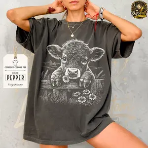 Comfort Colors Cute Highland Cow Shirt, Cow Tshirt, Aesthetic Farmhouse Cowboy Top, Western Boho Cowgirl Gift, Floral Highland Cow Shirt