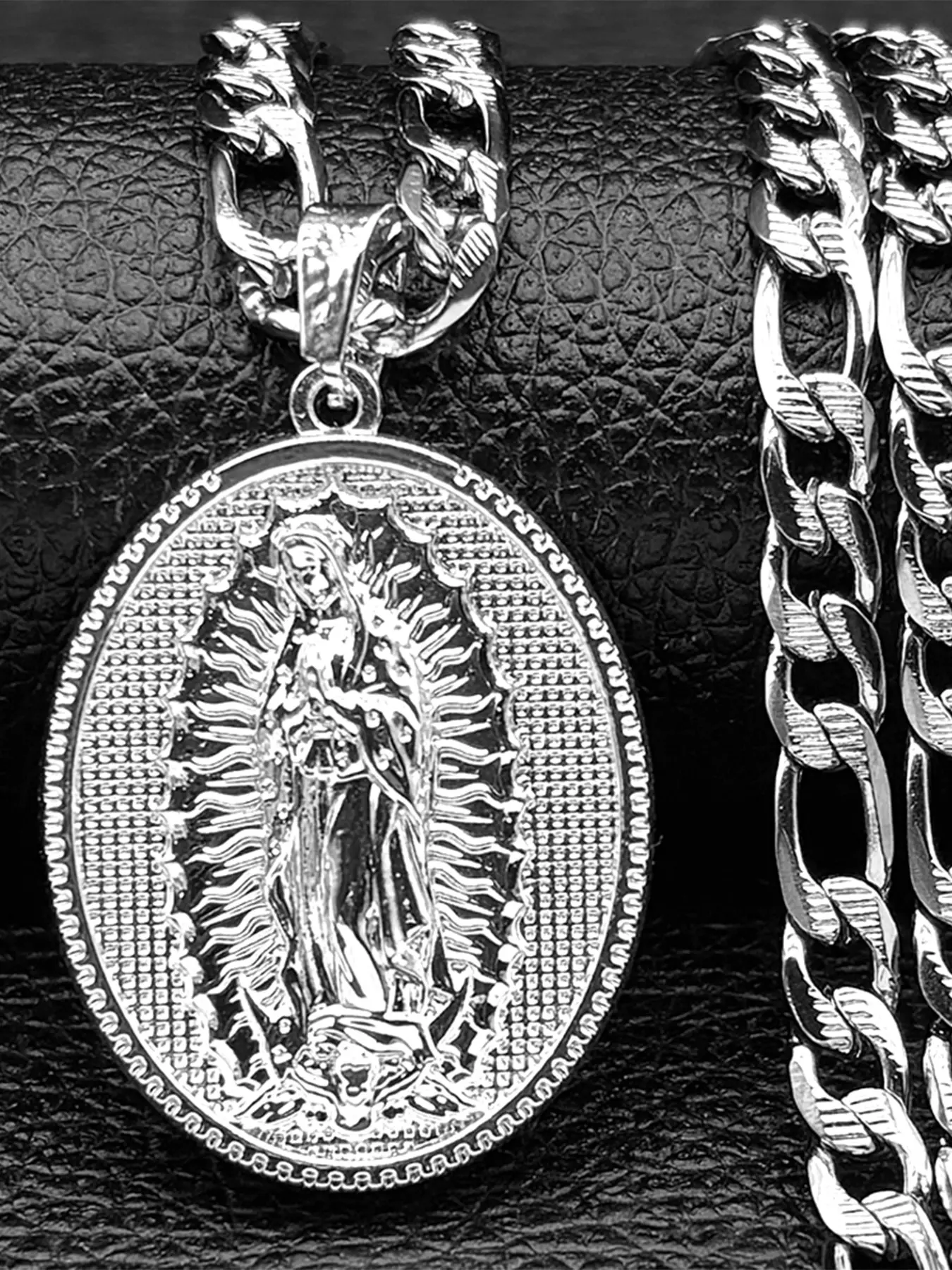 Unisex Silver Color Virgin Mary Pendant Necklace, Stainless Steel Guadalupe Catholic Jewelry, Casual All-Season Accessory, Faith Necklace