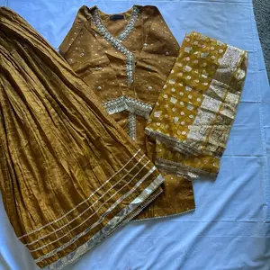 Formal Pakistani/Indian 3 piece Dress
