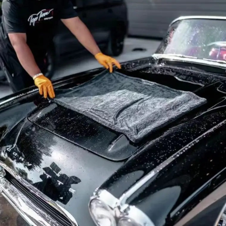 Large 36'' x 28'' Twisted-Loop Microfiber Car Drying Towel, 1300 GSM Ultra-Absorbent, Water Spot-Free, Lint-Free, Quick Drying, Premium Quality