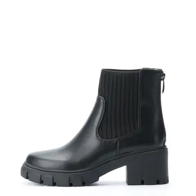 Who Makes Comfortable Chelsea Boots Wide Feet TikTok Shop - Main Image