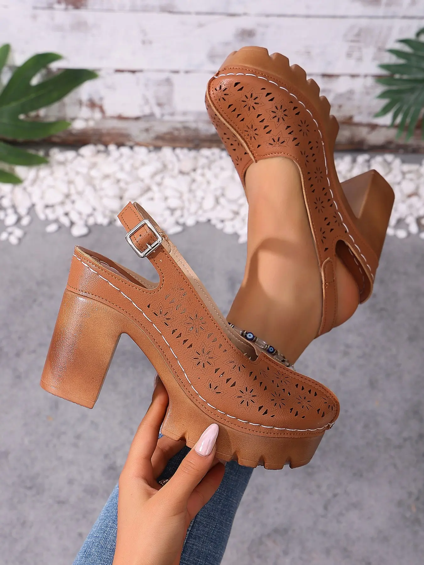 Women's Closed Toe Cutout Slingback Platform Heeled Shoes, Adjustable Slingback Shoes, Customizable buckle ankle strap, lightweight thick sole height boost without tiredness, silhouette matches denim and casual outfits for office commuting