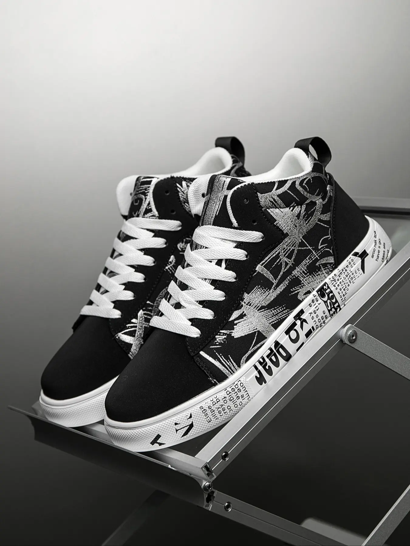 Men's Graffiti High Top Sneakers, Street Style Casual Shoes, Newspaper Print Thick Sole Canvas Shoes, Student Versatile Running Shoes, Sports Shoes, Thick Soled Sneakers