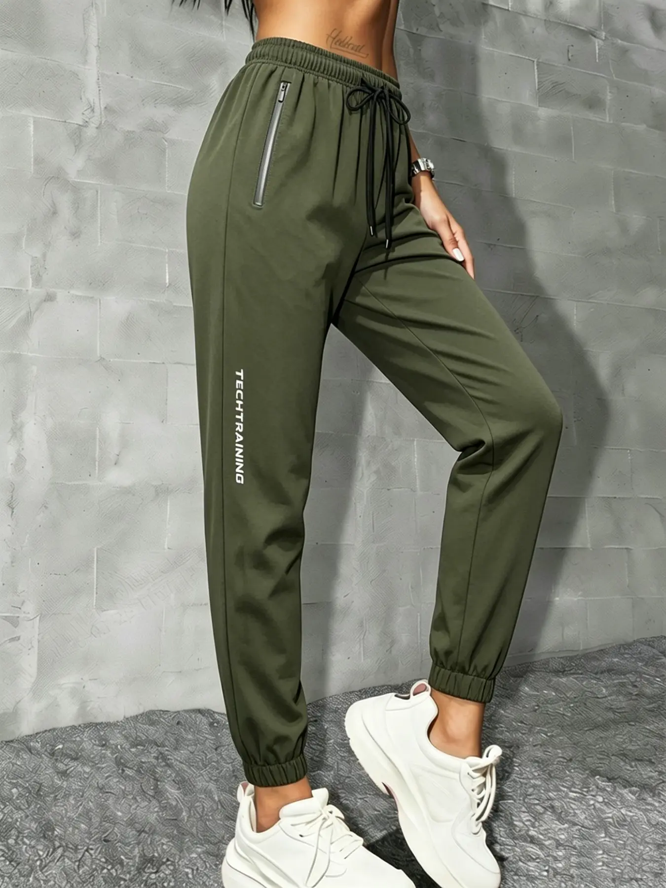 Summer Women's Ice Silk Sports Pants, Quick-Dry Lightweight Long Pants, Zip Pockets, Elastic Waistband, Tech Training Casual Pants
